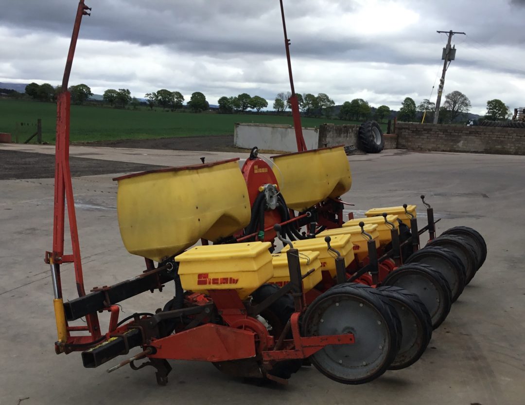 Unisem 6 Row maize drill Barrett Machinery